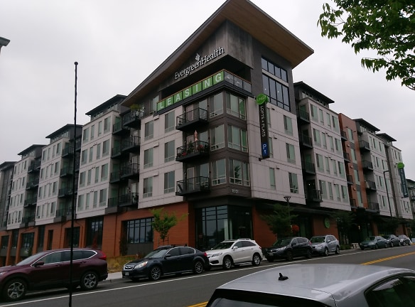 Linq Lofts + Flats Apartments - Kenmore, WA