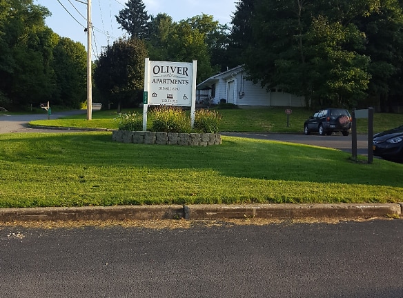 Oliver Burleigh Apartments - Oriskany Falls, NY