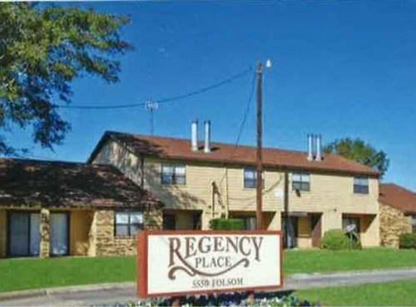 Regency Place Apartments - Beaumont, TX