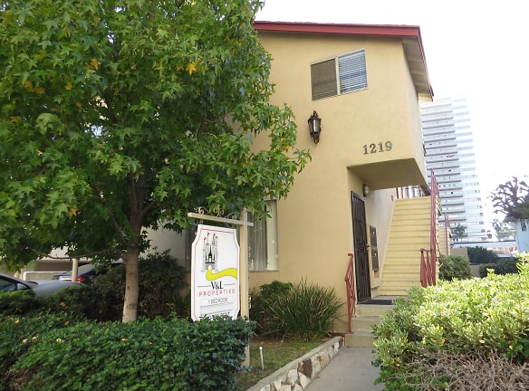 01219BA Apartments - Los Angeles, CA