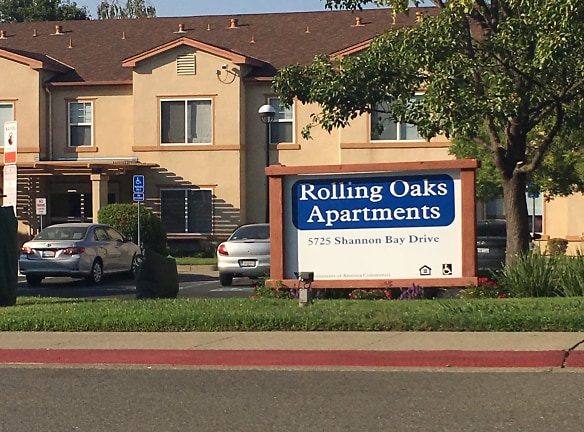 Rolling Oaks Apartments - Rocklin, CA