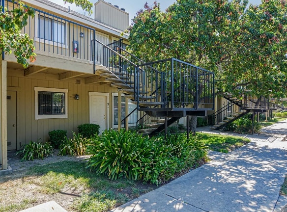 Willow Glen Apartments - Sacramento, CA