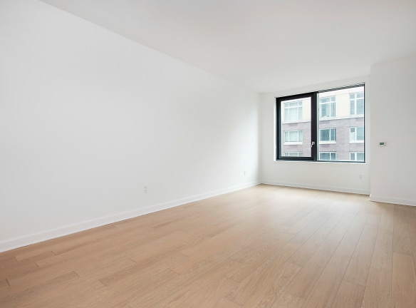 21 West End Ave unit 17-17 - New York, NY