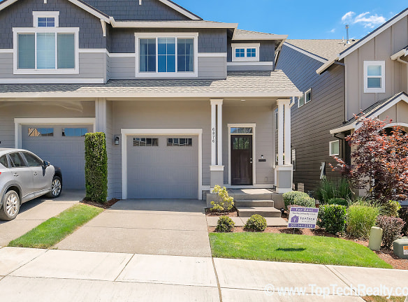 6876 NW 164th Ave - Portland, OR