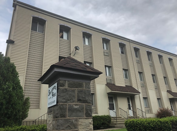 Apartments By The Park - Easton, PA