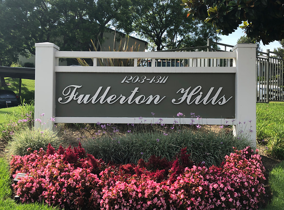 Fullerton Hills Apartments - Fullerton, CA