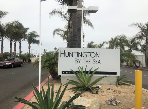 Huntington By The Sea Apartments - Huntington Beach, CA