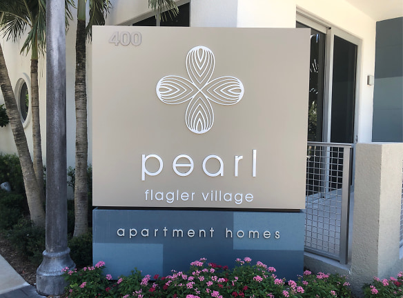 Pearl Flagler Village Apartments - Fort Lauderdale, FL
