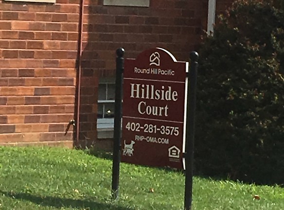 Hillside Court Apartments - Omaha, NE