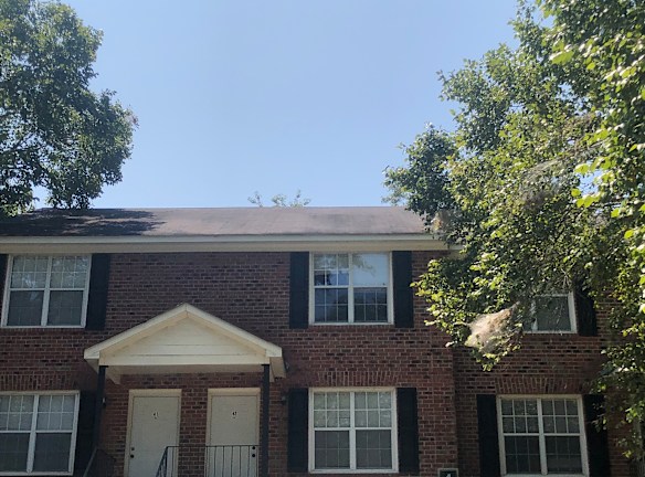 Players Club Apartments