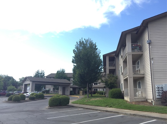 Oak View Gardens Apartments - Grants Pass, OR