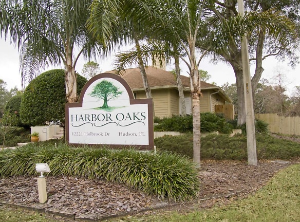 Harbor Oaks - Hudson, FL