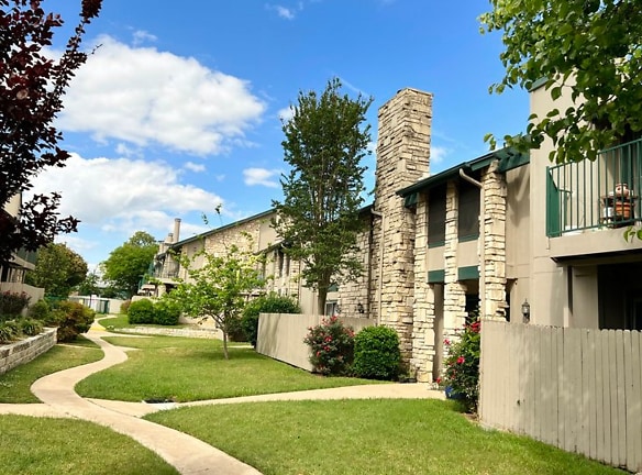 Beautiful Townhomes And Duplexes In SoCo Area! Apartments - Austin, TX