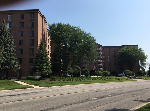 West Park Place Apartments - Toledo, OH