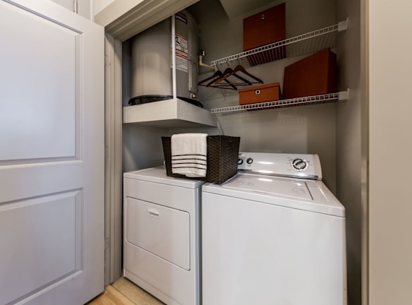 2525 S Voss Rd Houston, TX - Apartments For Rent | Rentals.com