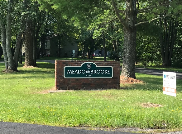 Meadowbrooke Apartments - Newfane, NY