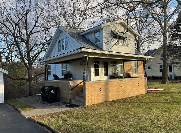 5008 Knoxville Ave unit 2 - Peoria, IL