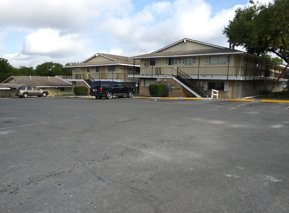 Hillside Manor Apartments - San Antonio, TX