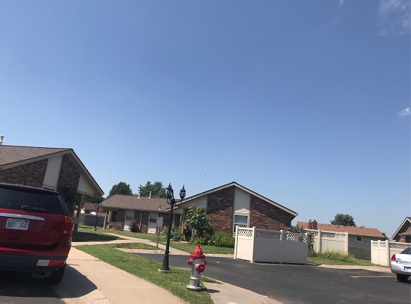 Prairie Villa Apartments - Wichita, KS