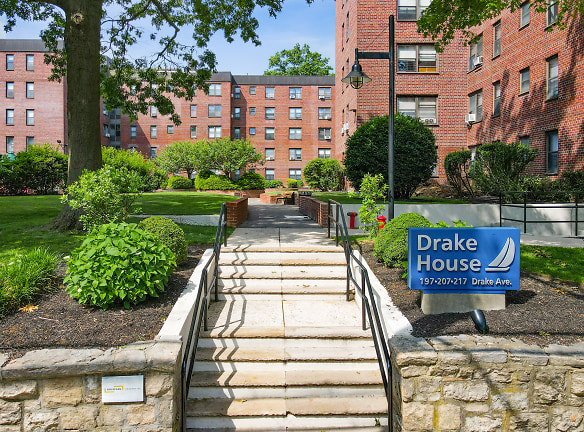 DRAKE HOUSE Apartments - New Rochelle, NY