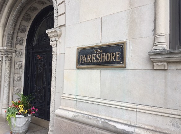 The Parkshore Apartments - Chicago, IL