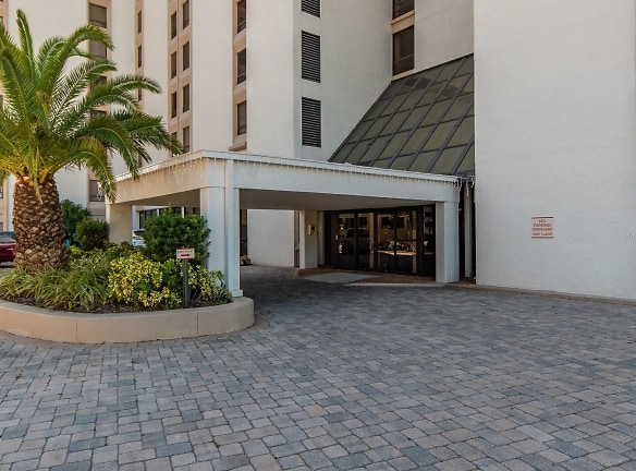 450 S Gulfview Blvd #1206 - Clearwater, FL