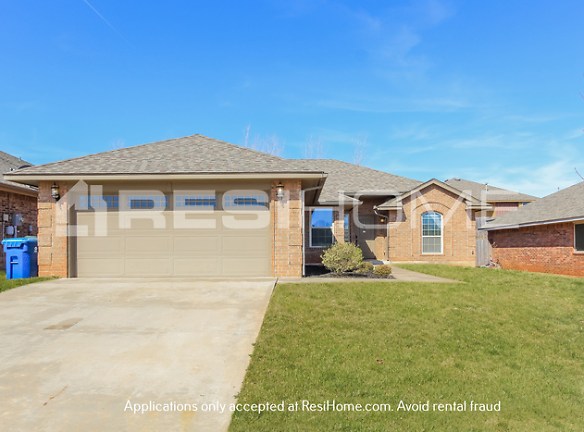 2409 Shell Dr - Midwest City, OK