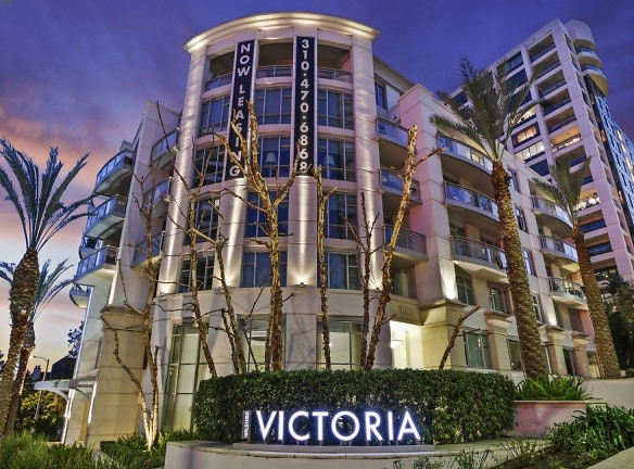 Wilshire Victoria Apartments - Los Angeles, CA