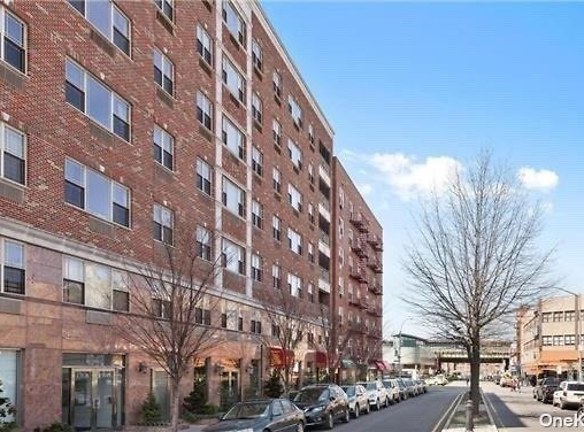 40 40 75th St 3 J Apartments - Queens, NY