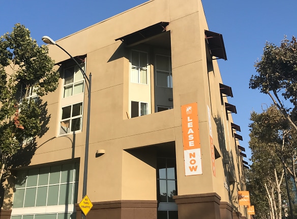 Market Gateway Apartments - San Jose, CA