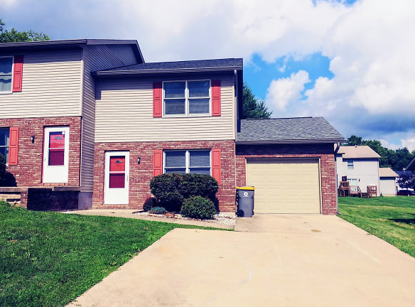 3431 S Kennedy Dr - Bloomington, IN