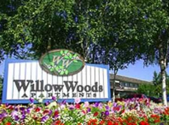 Willow Woods Apartments - Fairbanks, AK