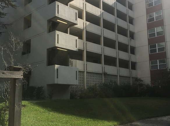 The 400 Apartments - Gainesville, FL