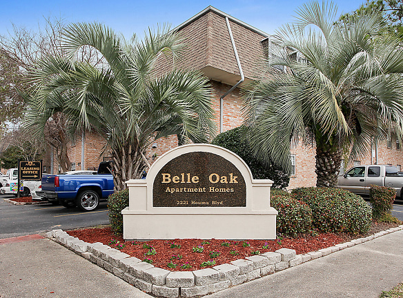 Belle Oak Apartments - Metairie, LA