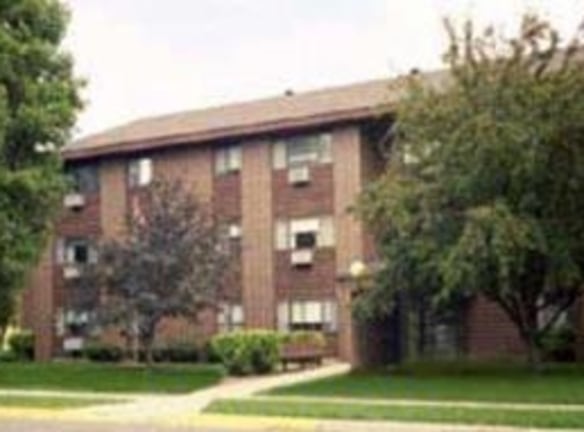 Lakewood Apartments - Chatfield, MN