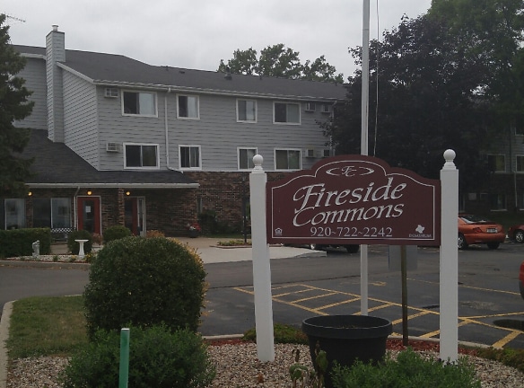 Fireside Commons Apartments - Neenah, WI