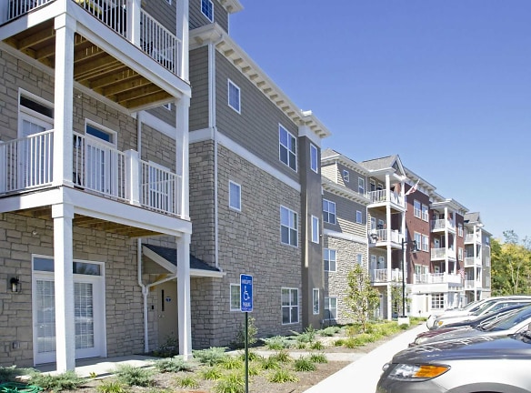 Riverwalk Flats And Rowhouses - Milford, OH