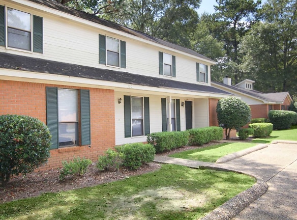 Woodshire Duplexes And Townhomes Apartments - Hattiesburg, MS