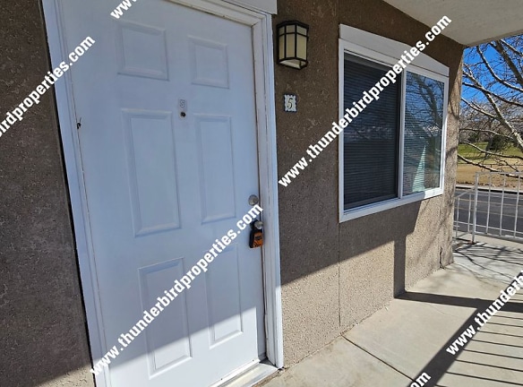 1701 Girard Blvd SE - Albuquerque, NM