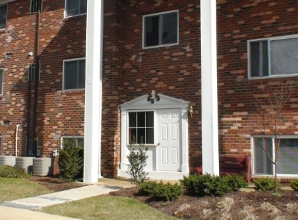 Colonial Garden Apartments - Newark, DE