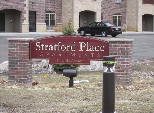 Stratford Place - Baraboo, WI