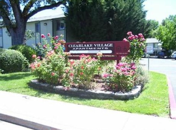 Ridge Lake Apartments - Clearlake, CA