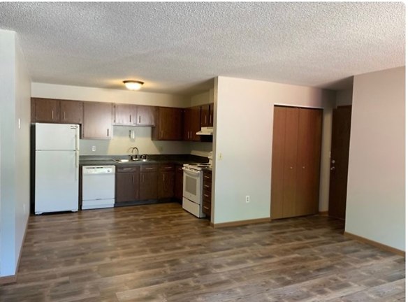 1019 5th Ave NW unit 3 - Valley City, ND