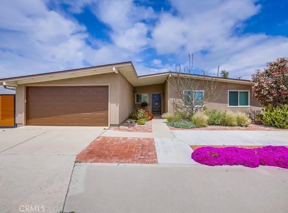 6701 Trask Ave - Westminster, CA