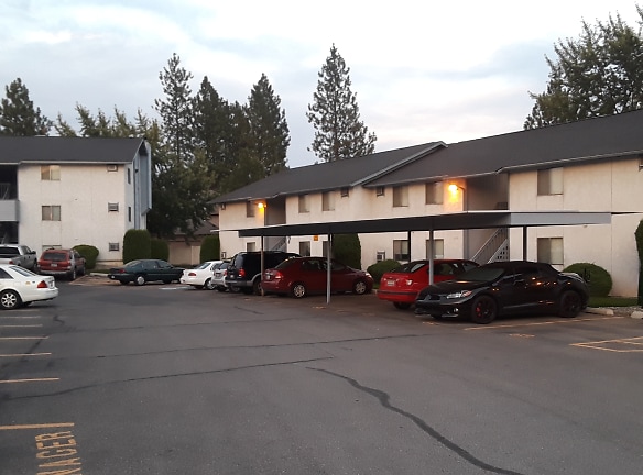 Cedar Park Apartments - Spokane, WA
