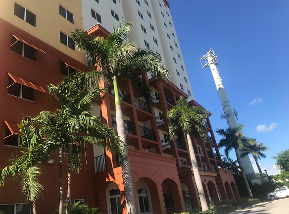 Lafayette Apartments - Miami, FL