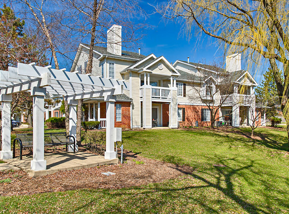 Arbors Of Brookdale - Naperville, IL