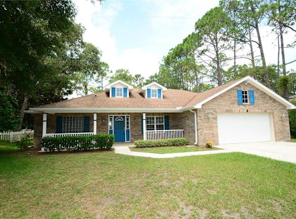 8 Piedmont Dr - Palm Coast, FL