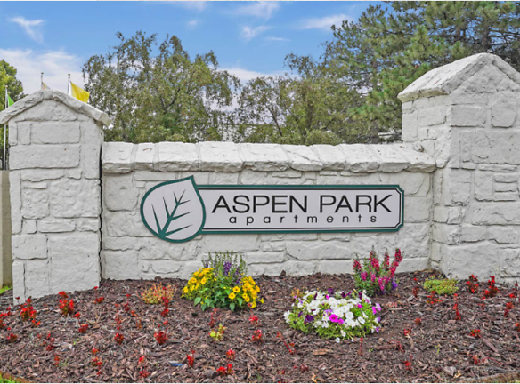 Aspen Park Apartments - Wichita, KS