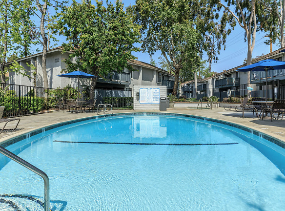 Fountain Park Apartment Homes - Buena Park, CA